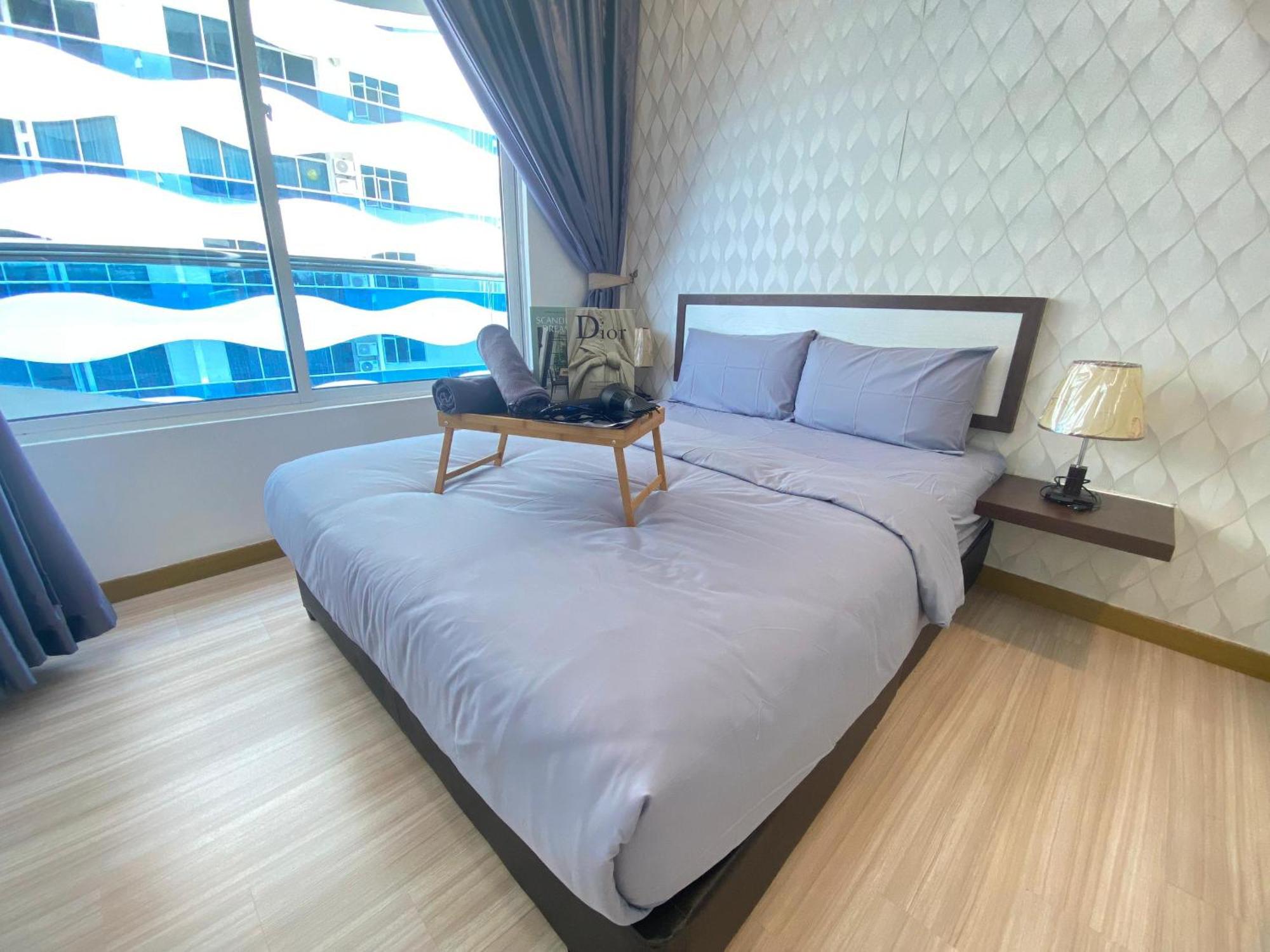 The Wave Residence By Jeffery Lam Home Management Malacca Exteriör bild